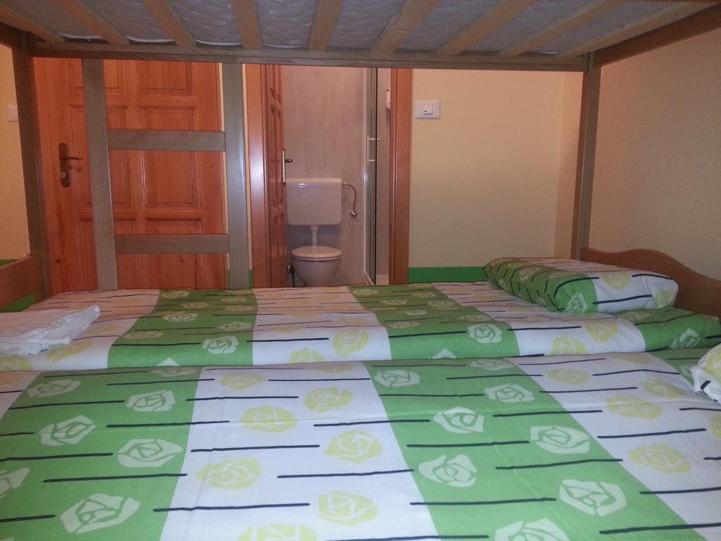 Europa Hostel ポルトローシュ 部屋 写真