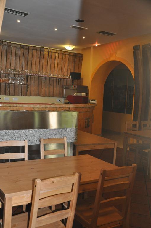 Europa Hostel ポルトローシュ エクステリア 写真